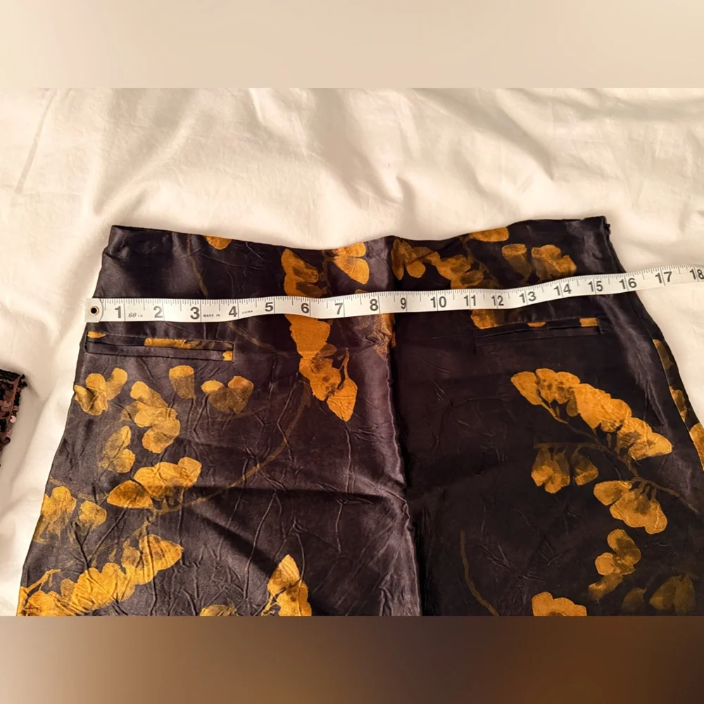 Brown and Gold Floral Skirt - Picture 6 of 7